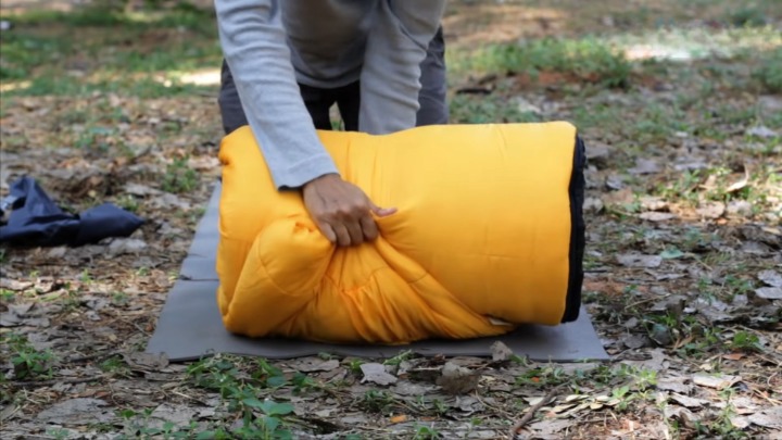 Rolling a sleeping bag