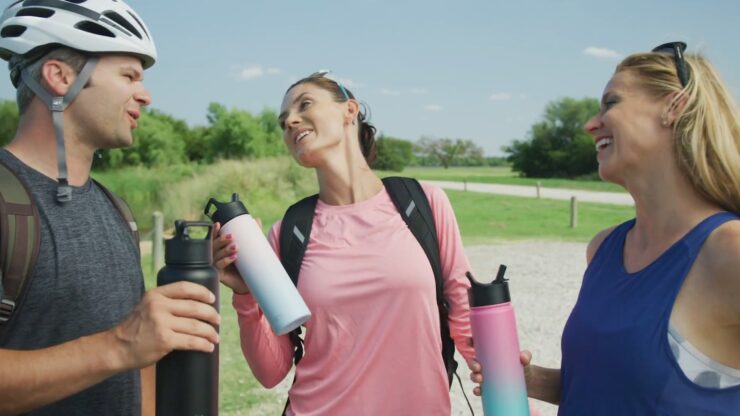 Water Bottles for Camping - Adjusting the heat